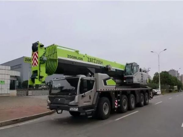下陆区吊车出租_吊车出租价格遭受哪些因素危害呢？